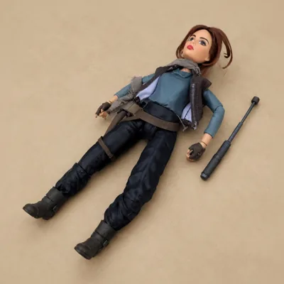 Lara Croft Articulated Figure with Staff Accessory