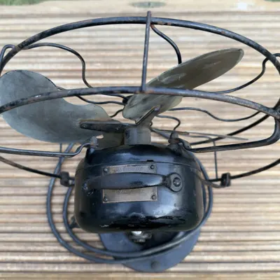 Vintage Emerson Five-Blade Desk Fan - Untested — view 2