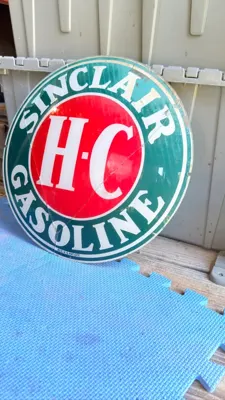 Facebook listing view 8 of Sinclair H-C Glass Gas Pump Globe Lens
