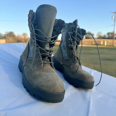 Belleville 8430 Steel-Toe Combat Boots, 6.5R
