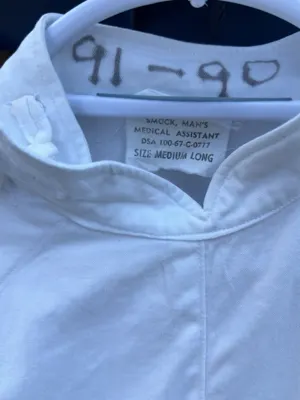 1960s White Cotton Drill Frog-Knot Side-Closure Smock, Medium — product photograph 8