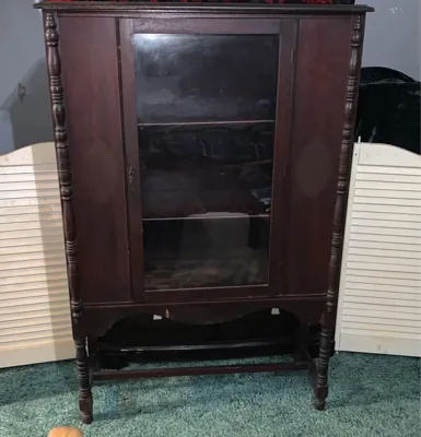 Wooden Antique China Cabinet