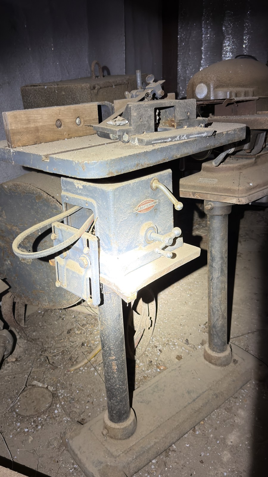 Vintage Craftsman Cast-Iron Woodworking Machine (No Motor) photo 3